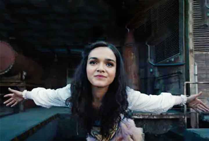 Mas os bastidores também têm seu próprio drama. As tensões entre Rachel Zegler e Gal Gadot, que interpreta a Rainha Má, explodiram nas redes e chegaram ao Oscar 2025.