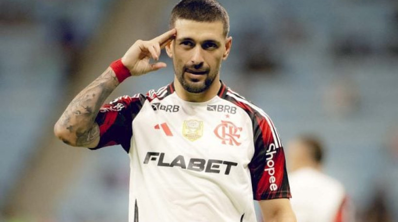 Uruguaio, que tem contrato até o fim do ano que vem, recupera o bom momento com a camisa rubro-negra