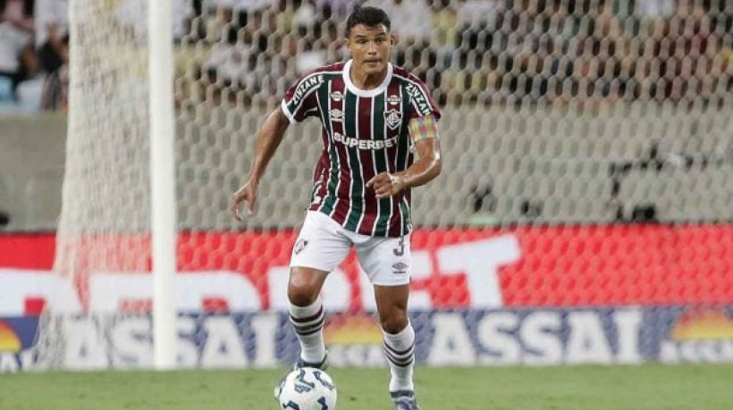 Defensor aparece no campo do CT Carlos Castilho e dá mais um passo para retornar aos gramados e ajudar o sistema defensivo tricolor