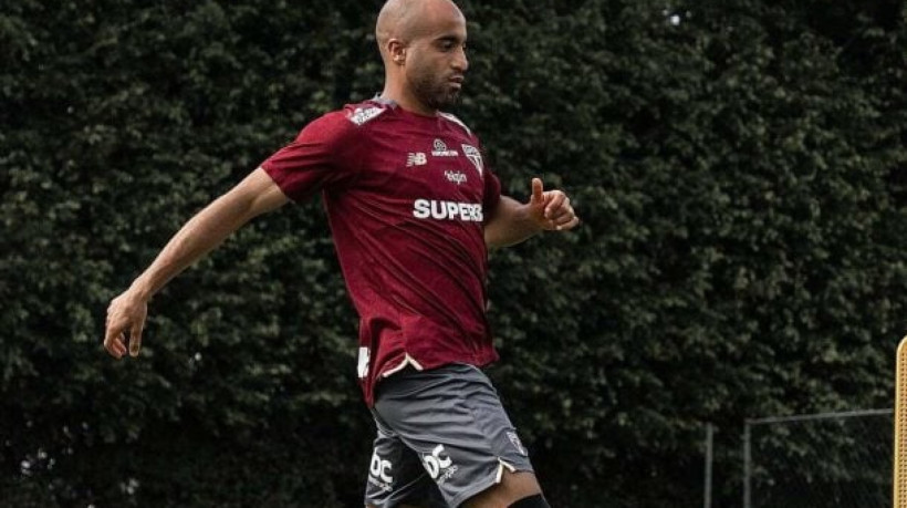 Jogador participou do coletivo nesta quarta-feira e deve ficar a disposição do Tricolor para o confronto contra o Fortaleza