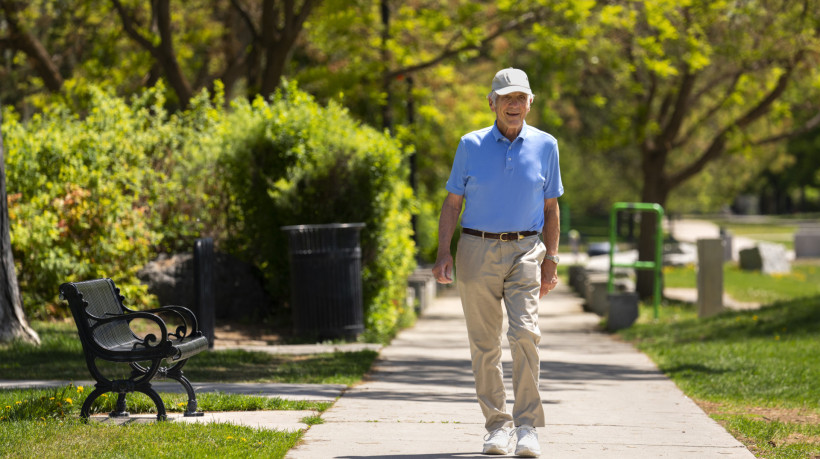 A relação entre atividades físicas e melhora em sintomas depressivos já é conhecida. Estudo quantificou em termos de número de passos diários; entenda 
