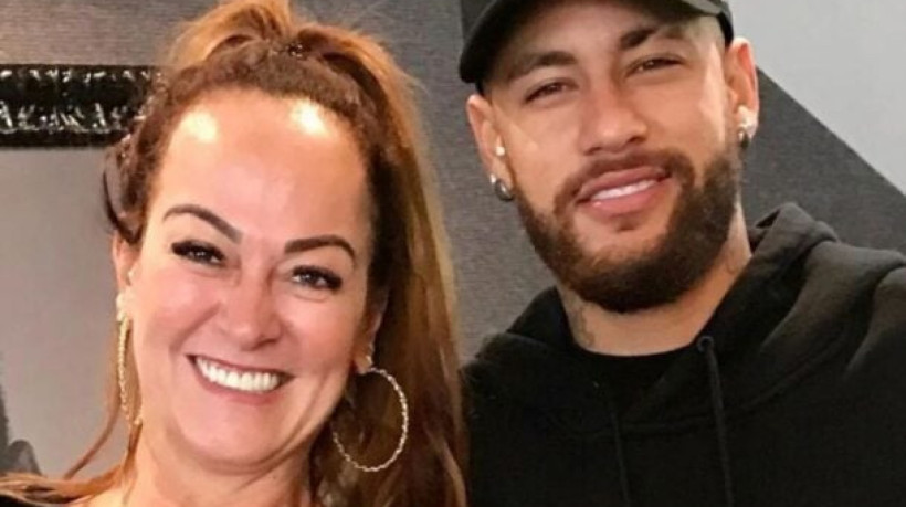 Mãe do camisa 10 do Santos confidenciou mudanças alarmantes em postura do filho desde o novo problema muscular 