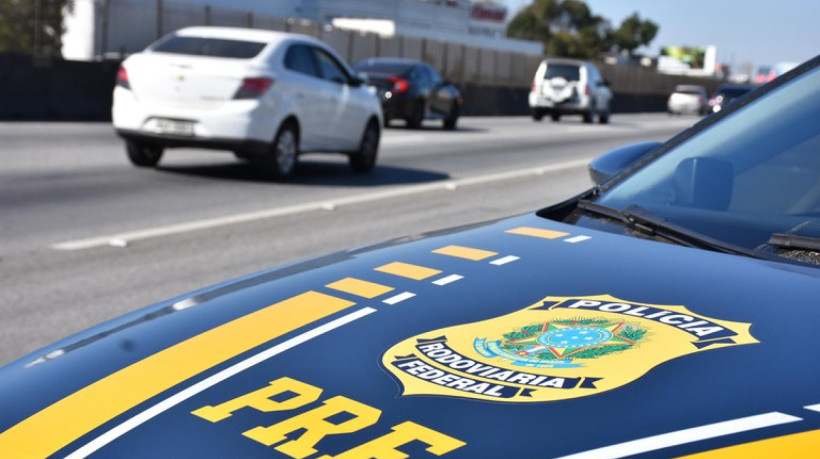 
Operação no trânsito da Polícia Rodoviária Federal (PRF) inicia nesta quarta-feira, 30, até este domingo, 4, para lidar com o maior fluxo de veículos durante o feriado do Dia do Trabalho