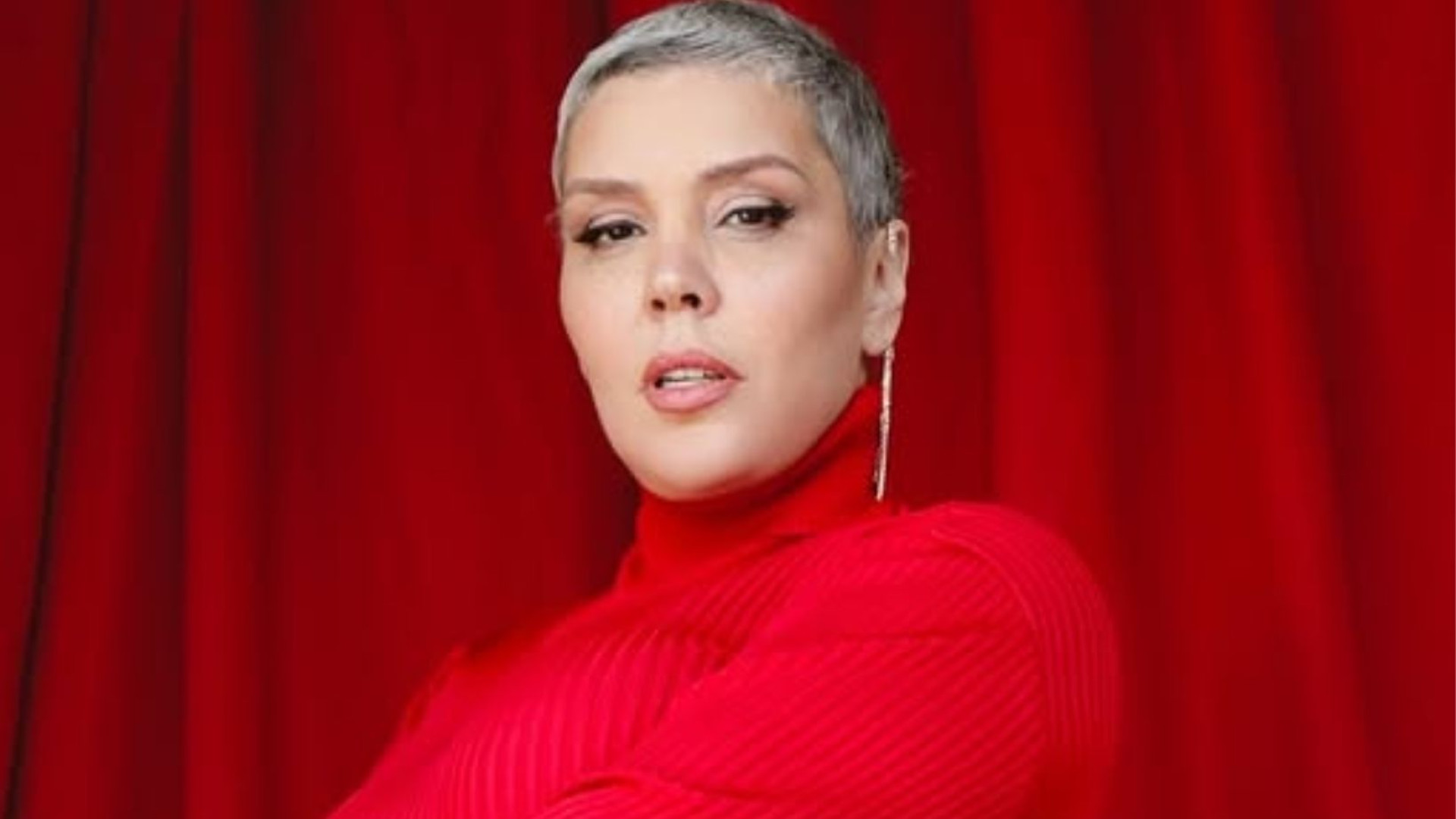 Simony celebra remissão do câncer e reflete sobre cicatriz