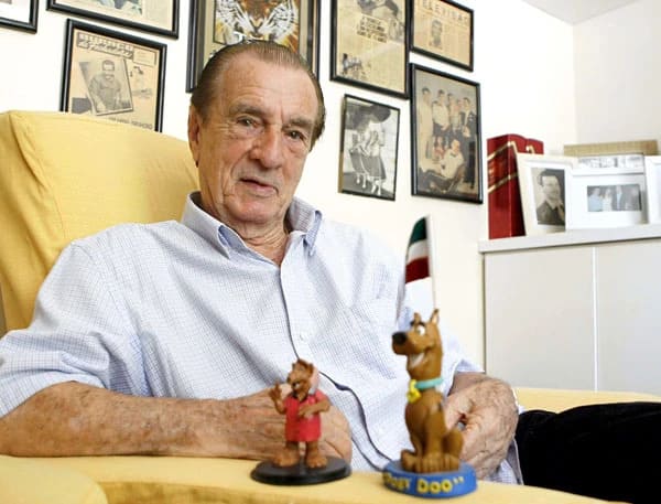 Orlando morreu aos 101 anos,  em 27/7/2021, de falência de múltiplos órgãos, em sua casa, no Rio. 