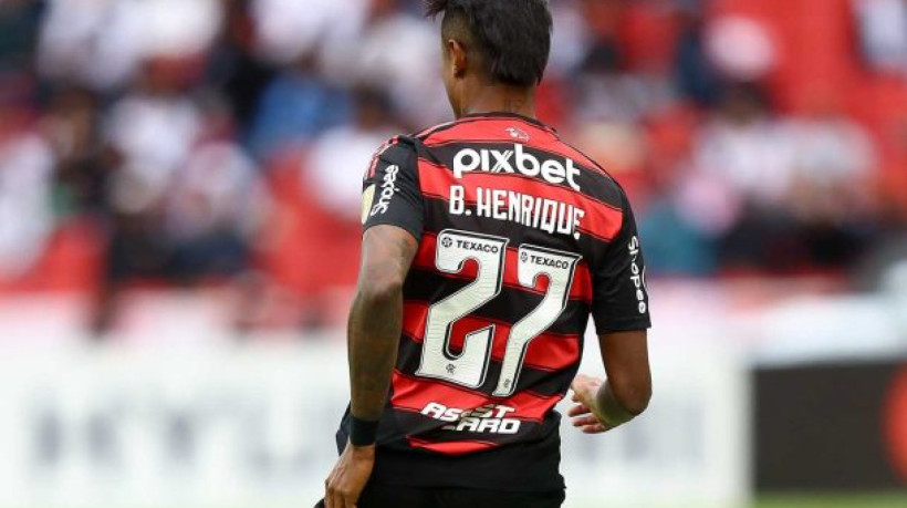 Juiz Fernando Brandini Barbagalo nega sigilo e abre possibilidade para Tribunal instaurar novo inquérito contra o atacante por cartão em 2023