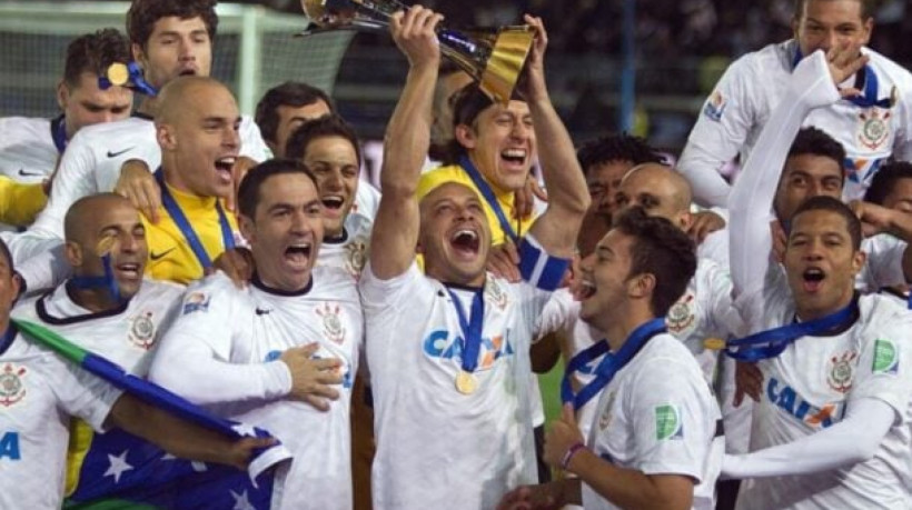 A produção vai mergulhar não só na trajetória do Timão, mas especialmente em histórias reais de quem fez parte da invasão da Fiel em 2012