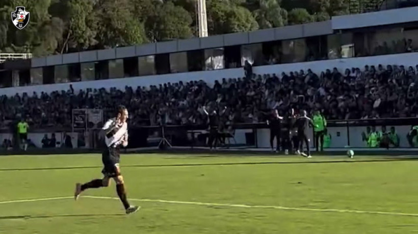 Nuno Moreira marca golaço pelo Vasco contra o Operário