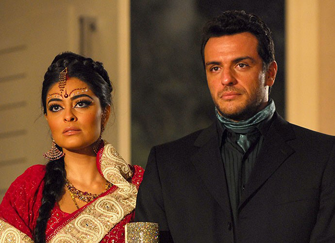 A primeira novela do Brasil a receber uma premiação internacional foi Caminho das Índias (2009). A obra escrita por Gloria Perez tinha Rodrigo Lombardi e Juliana Paes como protagonistas e recebeu o Emmy Internacional. Ela foi exibida pela Rede Globo. 