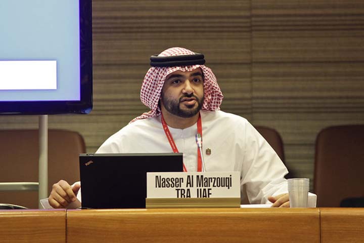 O vice-presidente da Empresa Nacional de Dragagem Marinha dos Emirados Árabes, Nasser Al-Marzouqi, declarou que o oleoduto chegará a até dois mil quilômetros de profundidade. 
