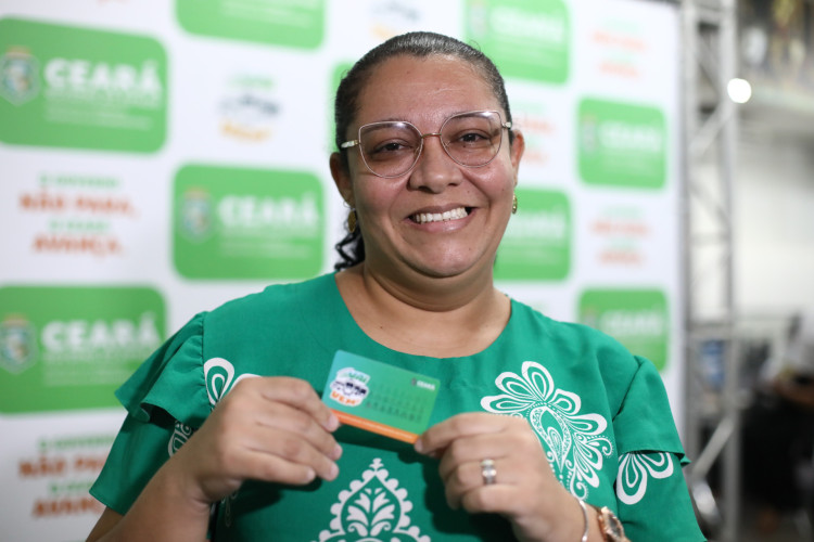 Clerice Aguiar, moradora de Maracana&uacute;, durante an&uacute;ncio do Governo do Cear&aacute; sobre a amplia&ccedil;&atilde;o do programa VaiVem para trabalhadores desempregados(Foto: F&Aacute;BIO LIMA)