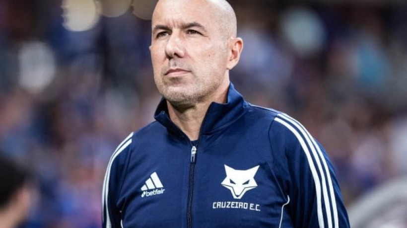 Raposa preservou os titulares, mas conseguiu manter o nível e abriu vantagem na terceira fase da Copa do Brasil