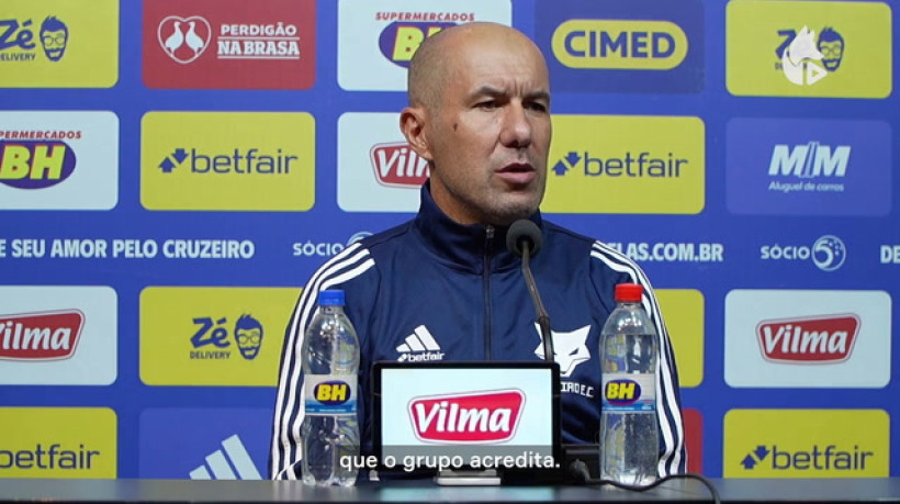 Jardim ressalta 'corrente forte e positiva' dentro do elenco do Cruzeiro