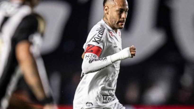 Novo técnico do Santos, Cleber Xavier, fez elogios ao camisa 10 da equipe na coletiva de imprensa da sua apresentação