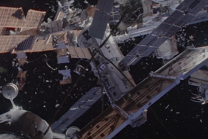 Um exemplo do fenômeno pôde ser visto no filme Gravidade (2013), dirigido por Alfonso Cuarón e estrelado por Sandra Bullock.