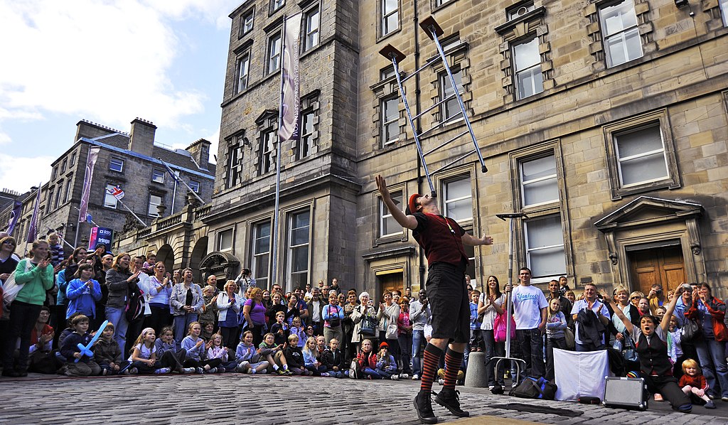 6º lugar: Edimburgo, na Escócia - Diversos festivais tornam a cidade escocesa pulsante, entre eles o Festival Fringe, os de jazz e arte performativa. Os moradores da cidade britânica também reverenciam o Museu Nacional da Escócia.