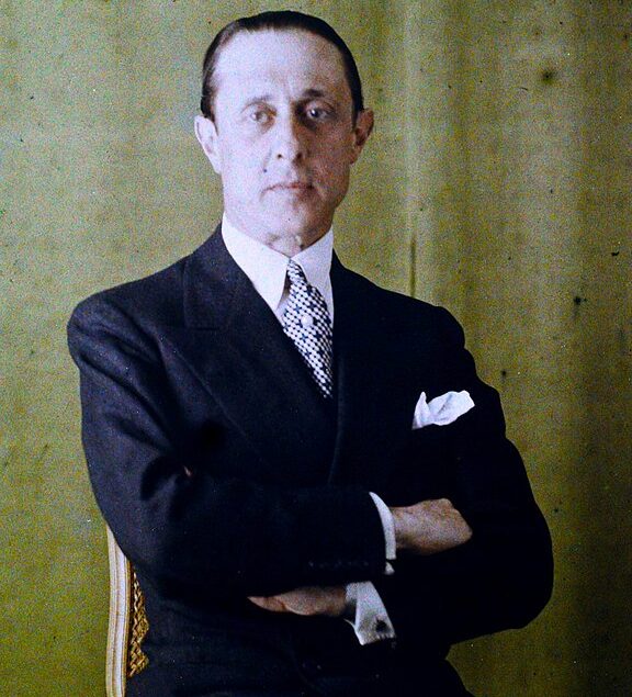 A missão de construir o hotel foi confiada ao empresário Octávio Guinle, um dos homens mais ricos do Brasil na época. 