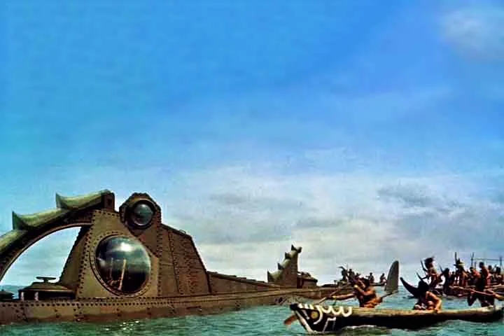 Inspirado na obra de Júlio Verne, o clássico 20.000 Léguas Submarinas (1954), que pode ser assistido no Disney+, traz o lendário Capitão Nemo e seu submarino Nautilus como ícones do steampunk.