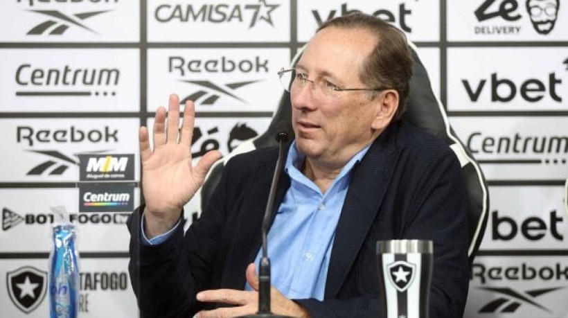 Clube francês depende de participar das competições para sair do buraco financeiro e dar fim ao pesadelo financeiro