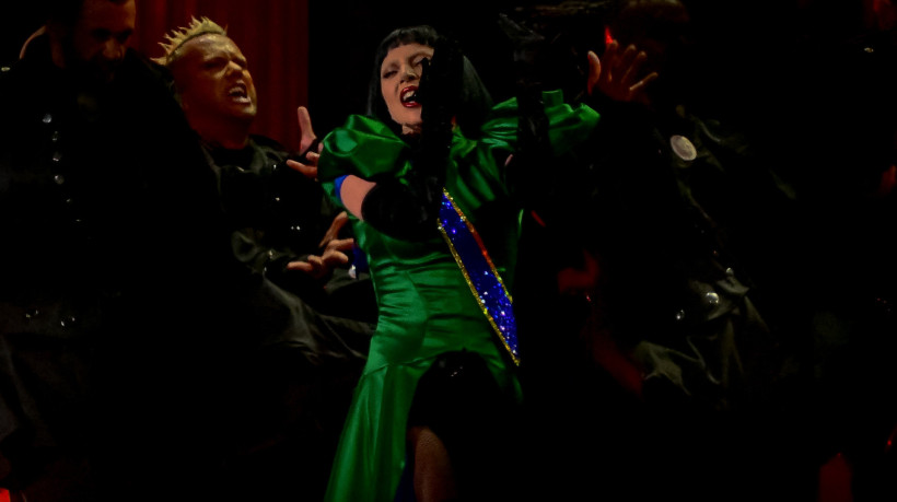 A estrela pop americana Lady Gaga durante seu show na praia de Copacabana, no Rio de Janeiro, Brasil, em 3 de maio de 2025