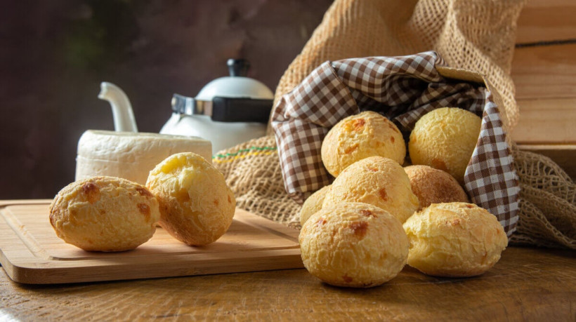 Pão de queijo com aveia (Imagem: Milton Buzon | Shutterstock)