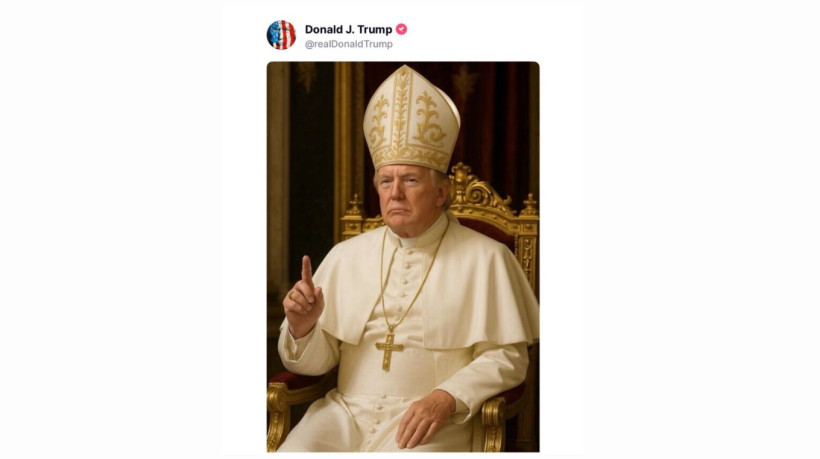 Donald Trump compartilhou foto de inteligência artificial em que aparece vestido de papa