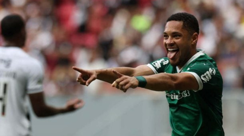 Atacante não esconde felicidade após desencantar pelo Verdão; veja o que o jogador falou após a vitória sobre o Vasco, neste domingo (4)