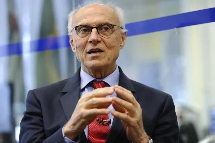 Aos 82 anos, ele compartilhou sua experiência com o tratamento, que combina medicamentos convencionais e cannabis terapêutica. Suplicy afirmou que decidiu tornar público seu uso da cannabis para incentivar o debate sobre seus benefícios no tratamento de diversas doenças.