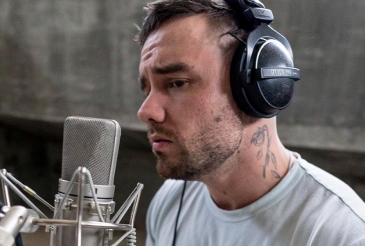 Segundo o jornal La Nacion, o músico, de 31 anos, morreu após cair do terceiro andar do hotel, que fica em Palermo. Ele apresentava, na hora de sua morte, uma combinação de benzodiazepínicos, cocaína, crack e a chamada cocaína rosa