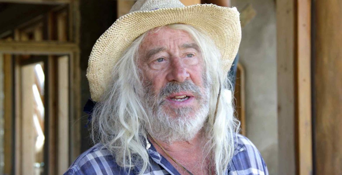 Michael Reynolds, autor do livro “Estrelas cadentes: um guia sobre meteoros e meteoritos”, afirmou que é mais provável que alguém seja atingido por um raio, furacão e tornado ao mesmo tempo do que por um meteorito. 