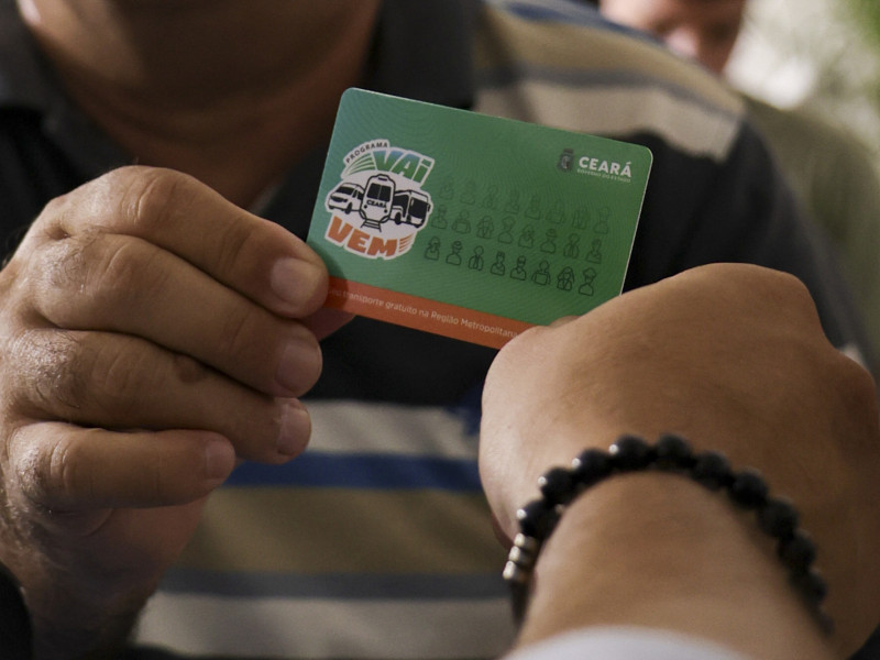 FORTALEZA, CEARÁ,  BRASIL- 05.05.2025: Multirão de empregos realizado na Praça Jose de Alencar. Governo do Ceará e Prefeitura de Fortaleza celebram Dia do Trabalhador com serviços gratuitos na Praça José de Alencar.(Foto:  /Daniel Galber Especial para O POVO)