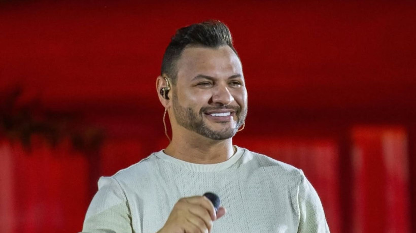 Cantor Lenno, da banda Desejo de Menina, se envolveu em acidente na BR-428, no sert&atilde;o de Pernambuco