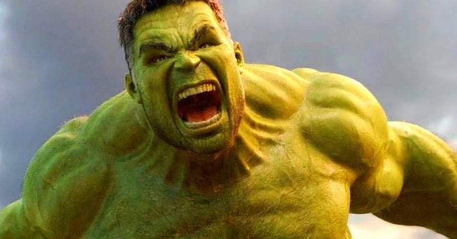  Isso porque qualquer um desses seres teriam dificuldade de encarar toda a monstruosidade e força física do gigantesco herói verde, que costuma salvar seus amigos quando estão em perigo. 