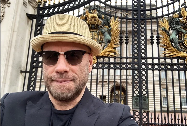 Considerado um dos mais populares do cinema americano,  John Travolta tem milhões de fãs pelo mundo, mas há curiosidades em sua vida que nem todos conhecem. Saiba mais sobre o astro nessa galeria. 