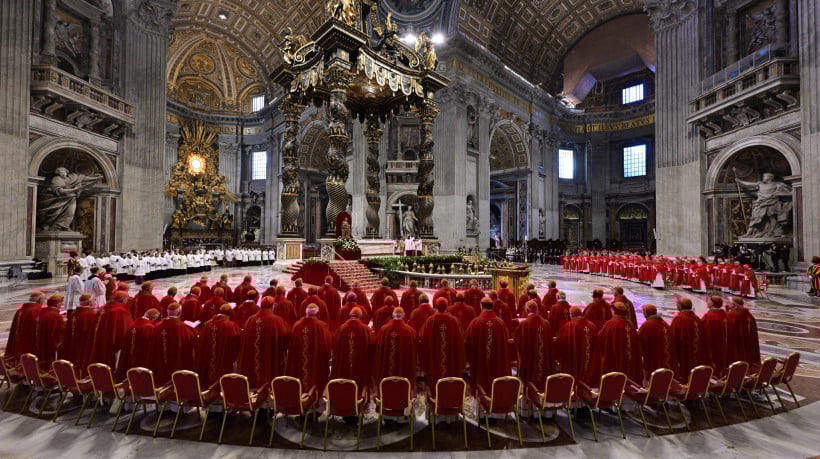 Cardeais em prepara&ccedil;&atilde;o ao conclave para escolher o sucessor do papa Francisco