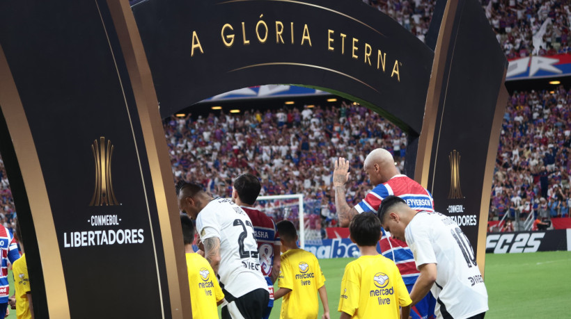 Fortaleza e Colo-Colo se enfrentaram na Arena Castelão pela Libertadores. 