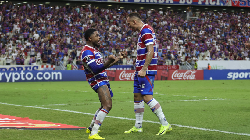 Fortaleza e Colo-Colo se enfrentaram na Arena Castelão pela Libertadores. 