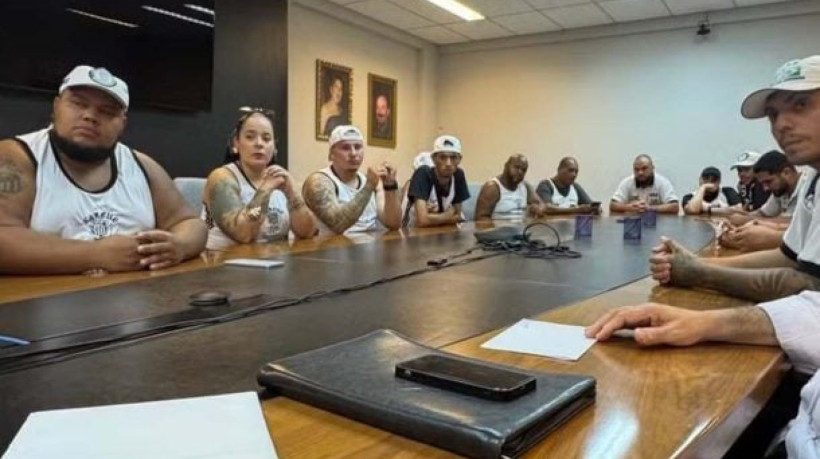 Marcelo Teixeira se reuniu com integrantes dos grupos na universidade da qual é dono, sendo cobrado por melhorias no Brasileirão
