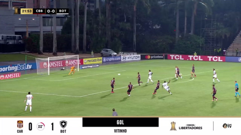 Vitinho aproveita rebote de goleiro e marca para o Botafogo na CONMEBOL Libertadores; veja