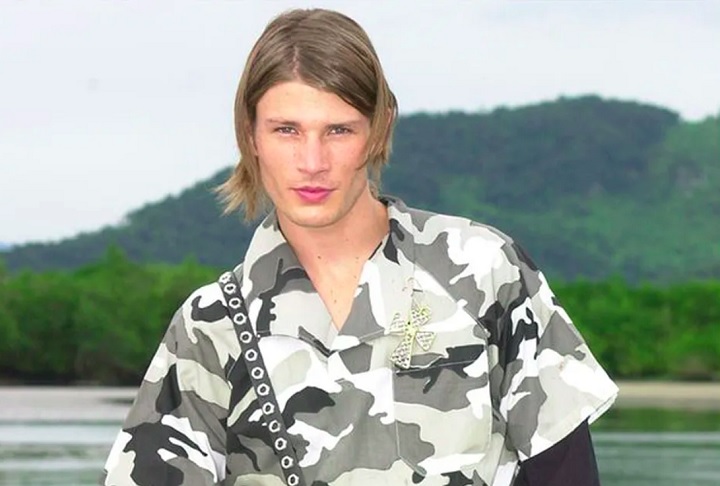 Sua estreia como ator aconteceu na Globo, onde participou de novelas como Desejos de Mulher (2002), América (2005) e Pé na Jaca (2006).