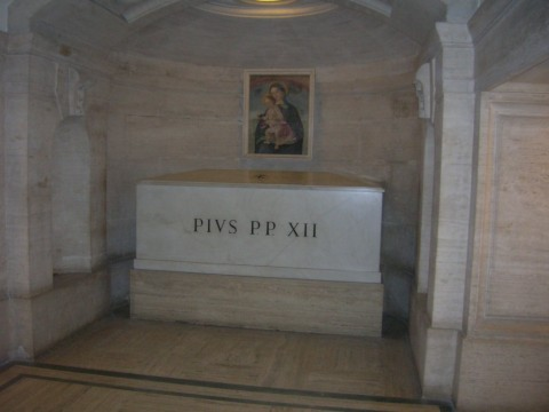 Túmulo de Pio XII na Basílica de São Pedro