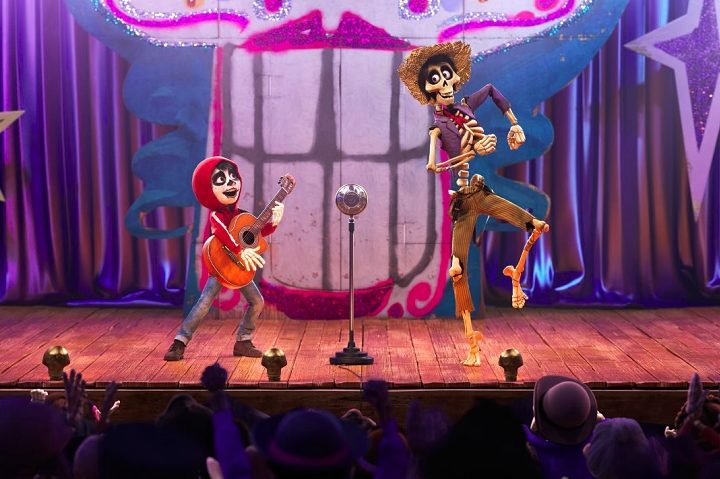 Viva - A Vida é uma Festa (2017) - Inspirada no feriado mexicano do Dia dos Mortos, a animação conta as aventuras de Miguel, um menino de 12 anos que sonha ser um músico famoso. 
