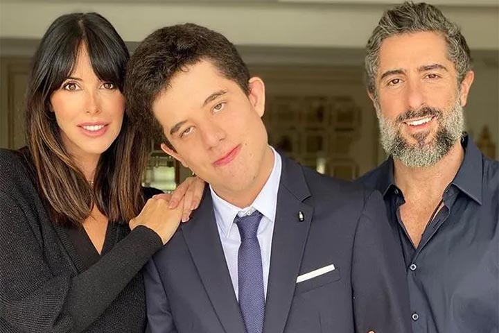 Seu primogênito, Romeo, foi diagnosticado com autismo aos dois anos de idade. O fato fez com que Mion se tornasse um importante defensor da causa, culminando na criação e aprovação da Lei Romeo Mion.