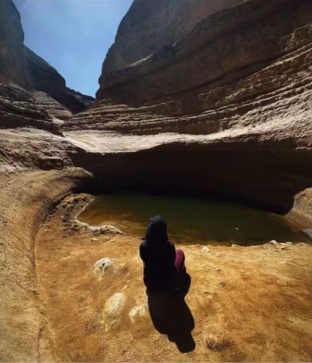 O casal relatou que reservou o passeio com uma agência de turismo peruana e visitou a atração com um grupo de aproximadamente 24 pessoas.