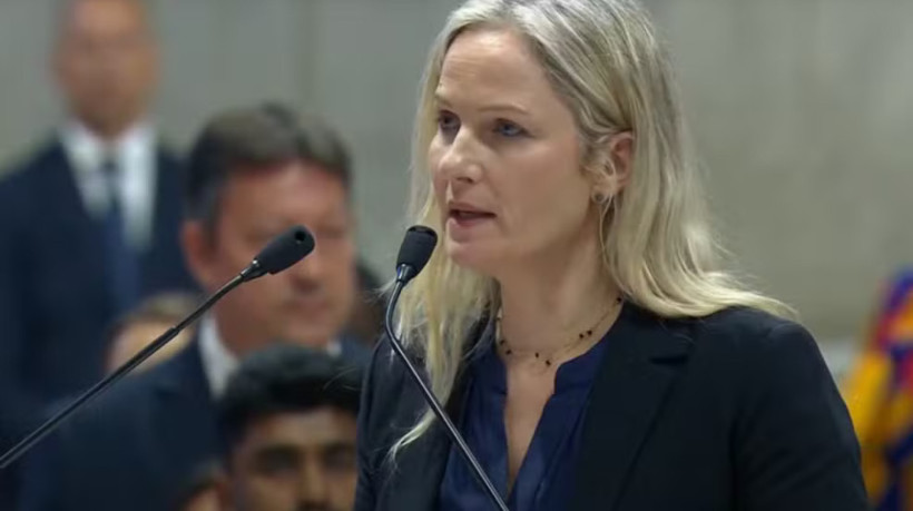 Andressa Collet vive na Itália há mais de dez anos; ela já presenciou um encontro reservado entre o Papa Francisco e um grupo de brasileiros no Vaticano.