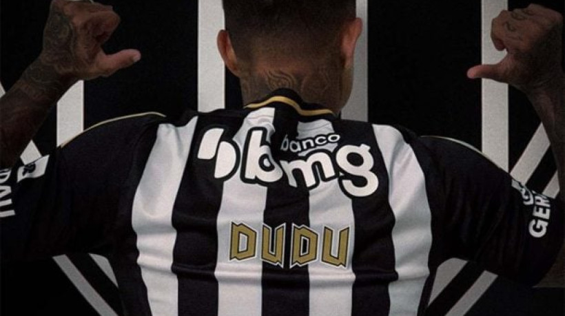 Na rescisão Celeste, ficou acertado que o atacante receberá os valores referentes aos salários que ele teria para ganhar até o fim de contrato