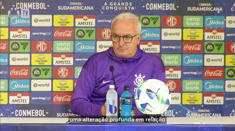 Dorival analisa possíveis movimentações na janela de transferência