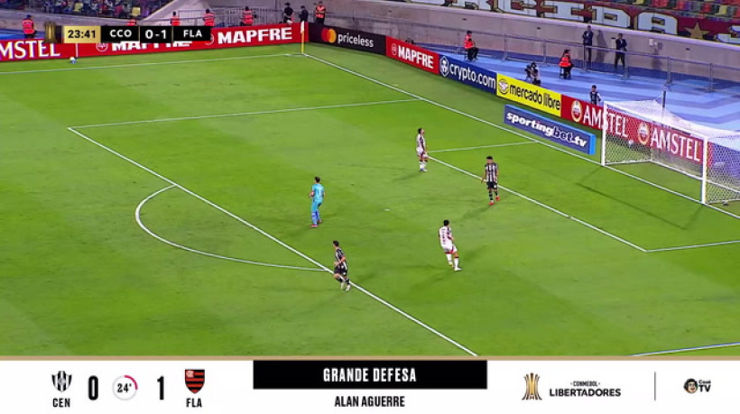 Arrascaeta finaliza mal e perde gol INACREDITÁVEL para Flamengo; assista