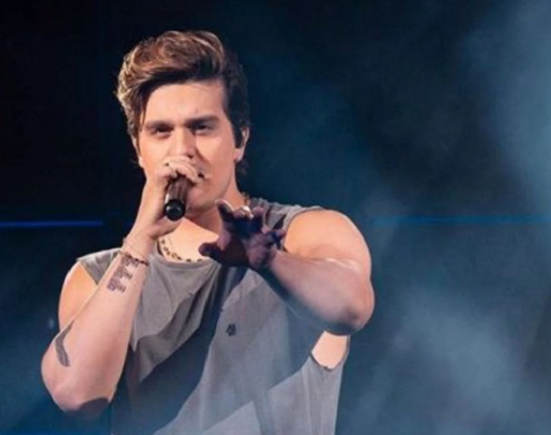 No fim daquele ano, Luan gravou seu segundo CD, o Ao Vivo no Rio, que incluiu hits como Adrenalina, Um Beijo e As Lembranças Vão Na Mala. 