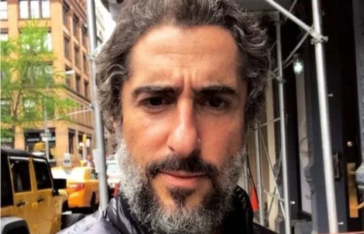 Na época, Mion tinha apenas 14 anos e desenvolveu uma depressão profunda, chegando a pesar 103 quilos.